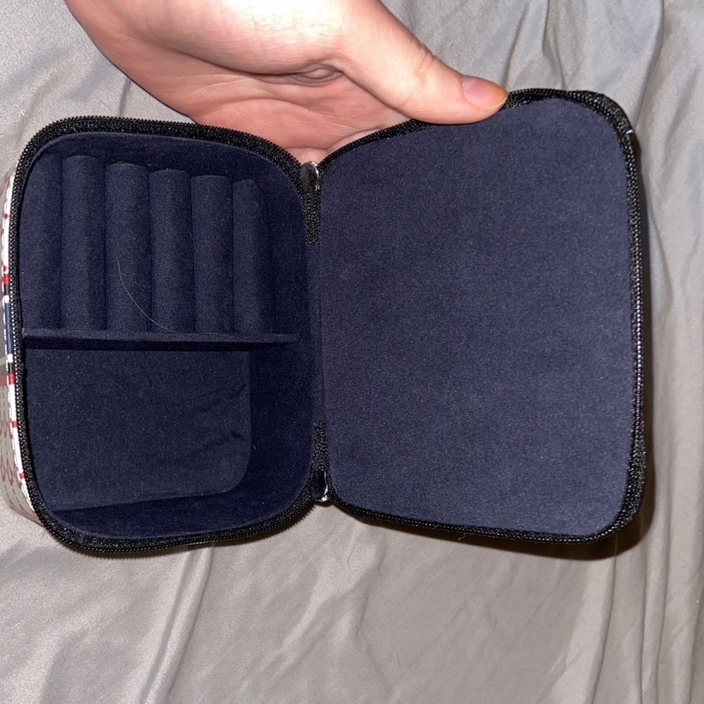 New Brighton jewelry case